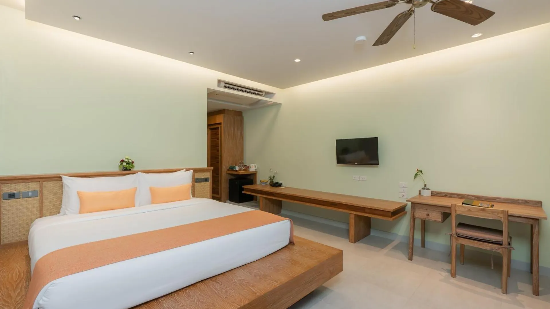 Khaolak Wanaburee Resort - Sha Extra Plus Кхаулак