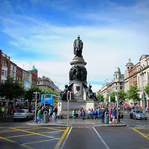 https://the-gate.dublin-hotelsweb.com