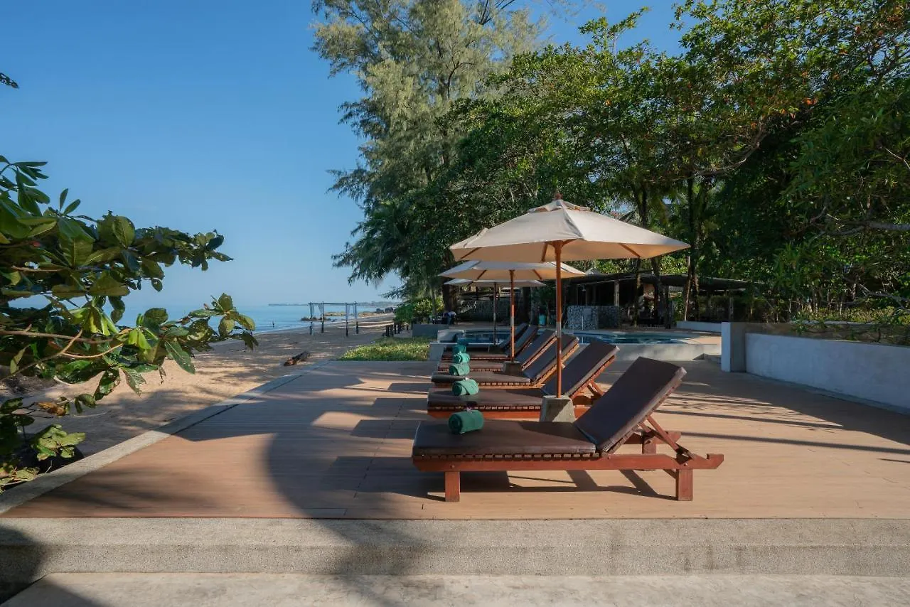 Khaolak Wanaburee Resort - Sha Extra Plus Khao Lak