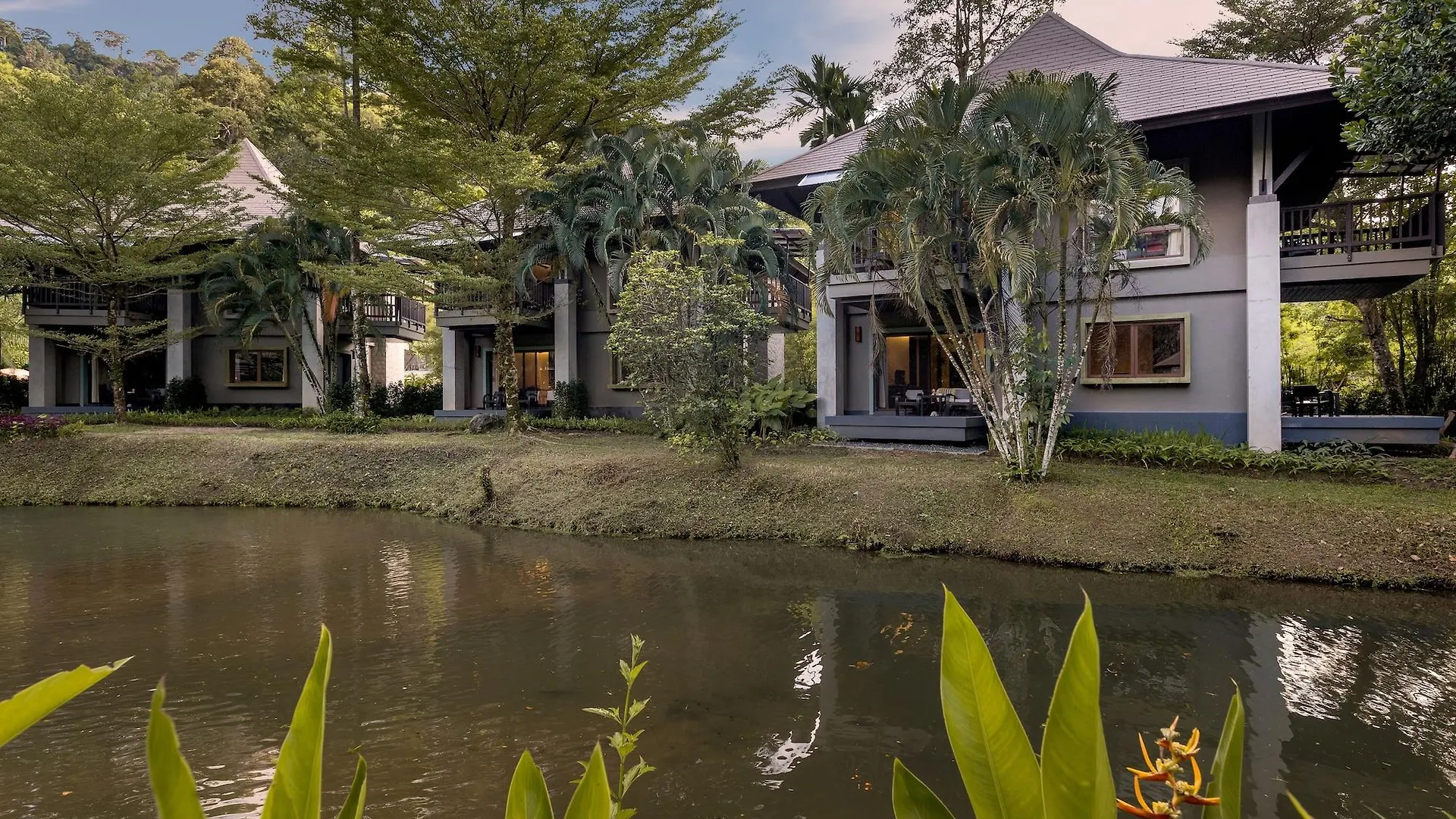 Khaolak Wanaburee Resort - Sha Extra Plus Khao Lak 4*,  Thailand