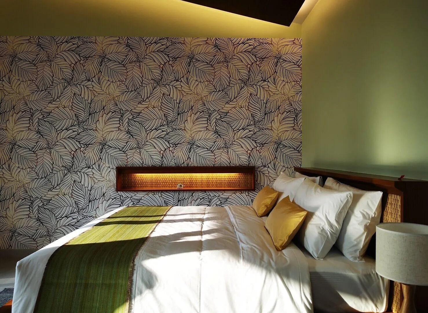 ****  Khaolak Wanaburee Resort - Sha Extra Plus Кхаулак Таиланд